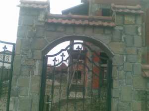 GRETARE CURTE SEMINEIE ZIDARI PIATRA COPLITA MUNTE;