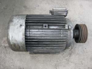 Motor electric trifazic 17.5 kW, 975rpm, 200L