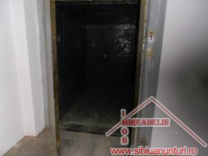 INCHIRIEZ SPATIU PRODUCTIE,   1395  mp,   TEREZIAN