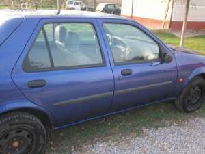 Usi laterale Ford Fiesta an 1999