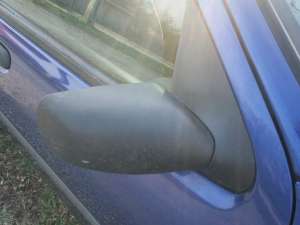 Oglinzi manuale pentru Ford Fiesta
