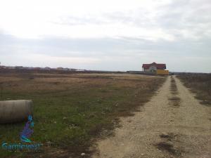 De vanzare teren intre Oradea Sanmartin