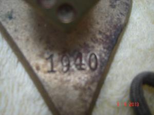 Bibelou mic bronz masiv (1940)