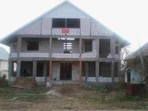 casa in floresti