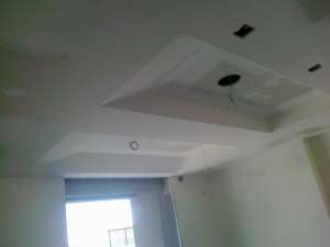 Zugravi faiantari parchetari rigipsari instalatori meseriasi amenajari