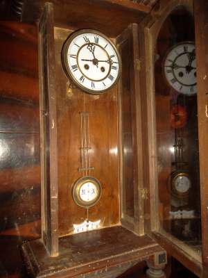 Ceas mecanic cu pendul