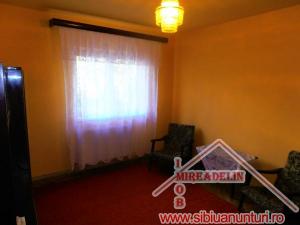 INCHIRIEZ APARTAMENT 2 CAMERE ,  ZONA DIODA
