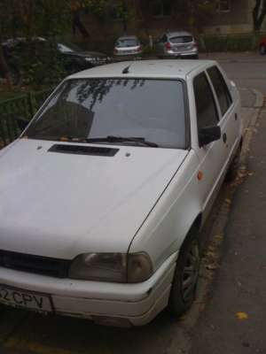 vand dacia supernova,  an fab 2002 , neavariata , km 102000 ,  culoare alb ,  inchidere centralizata
