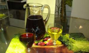 VAND VIN DE SEGARCEA ROSU SI ALB