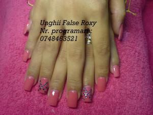 Aplic unghii false gel & tipsuri