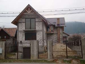 casa leresti centru