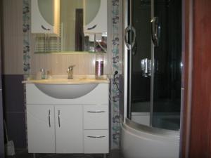 vanzare apartament in vila
