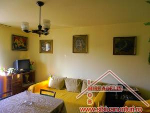 INCHIRIEZ  APARTAMENT 2 CAMERE ,  ZONA TREI STEJARI 48mp