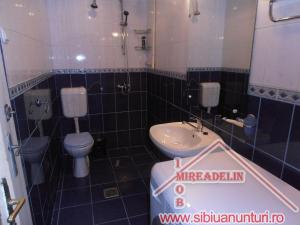 INCHIRIEZ APARTAMENT  2 CAMERE,   LA CASA,   ULTRACENTRAL 40 MP