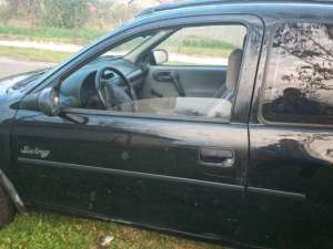 Usi Opel Corsa B modelul in 2 usi