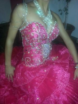 Rochie din siria cu cristale swarovski