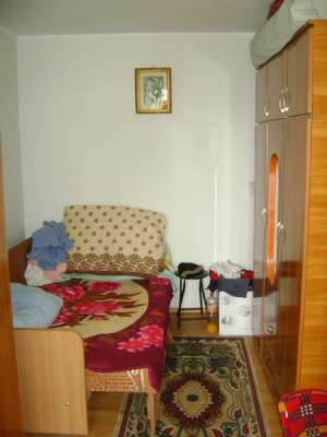 Ap de vanzare 2 camerere, Floresti