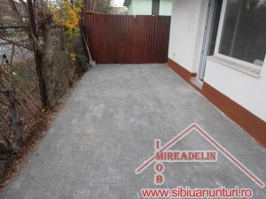 VAND APARTAMENT 2 CAMERE ,   ZONA COMPLEX ALBA IULIA,   70 mp