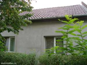 Vind urgent casa mare mobilats
