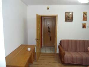 ofer spre inchiriere apartament 3 cam