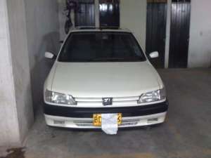 dezmembrez peugeot 306