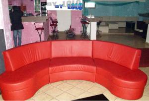 VAND MOBILIER BAR,                     CAFENEA,                     CLUB