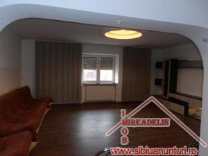 INCHIRIEZ CASA 3 CAMERE,   CALEA TURNISORULUI 100mp