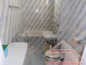 INCHIRIEZ  APARTAMENT 2 CAMERE ,  B-DUL VASILE MILIA 54mp