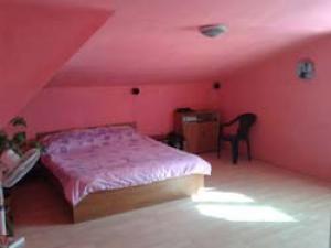 Inchiriez camere BUCURESTI in vila 100E