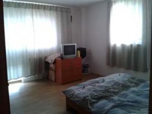 Inchiriez camere BUCURESTI in vila 100E