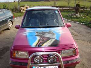 vand suzuky vitara cu hartop (pictat)