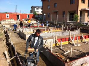 inchiriere echipamente de constructii