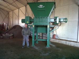 Producator,    vinde Shreddere universale SH 30