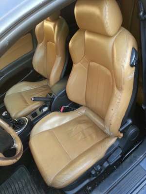dezmembrez hyundai coupe 2003