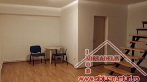 INCHIRIEZ MANSARDA  3 CAMERE,     BROSCARIE 72mp