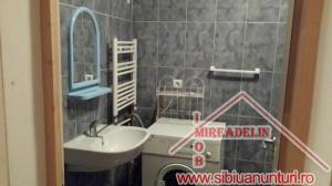 INCHIRIEZ MANSARDA  3 CAMERE,     BROSCARIE 72mp