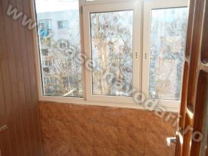 Apartament 3 camere navodari Peco