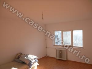 Apartament 3 camere navodari Peco