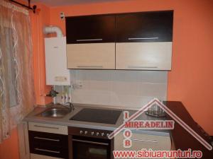 VAND APARTAMENT 3 CAMERE ,  TURNISOR 68mp