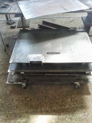 Capace metalice de camin