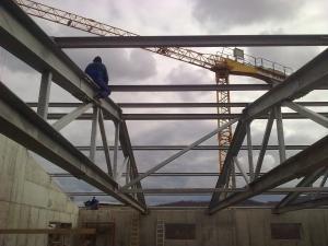 Proiectam,   executam si montam confectii,   structuri metalice
