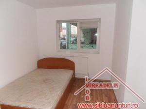 VAND APARTAMENT 3 CAMERE ,  STRAND 68mp