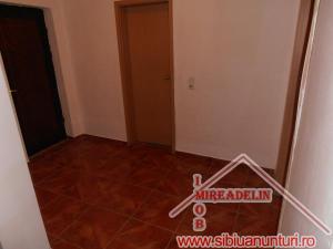 VAND APARTAMENT 3 CAMERE ,  STRAND 68mp