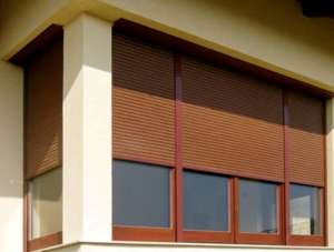 RULOURI EXTERIOARE ALUMINIU ȘI PVC