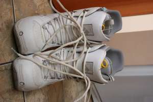 Vand booti snowboard BURTON,  marimea 38!