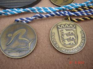 Set frumos din 6 medalii bronz masiv (M4)