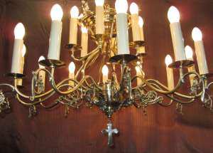 Candelabru alamă Policandru biserică 18 becuri