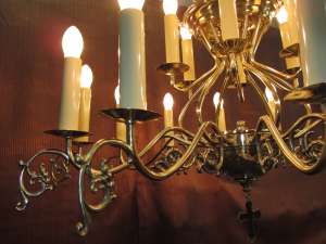 Candelabru alamă Policandru biserică 18 becuri