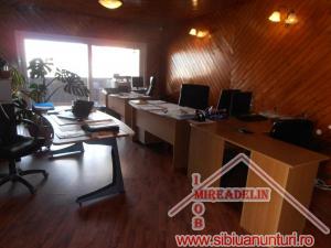 INCHIRIEZ CASA 6 CAMERE,   P+M,   ZONA HOTEL LIBRA 200mp