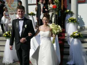 Vand rochie mireasa deosebita